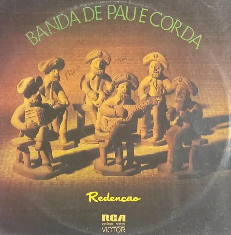 Capa do disco Redenção, de 1974, da Banda de Pau e Corda